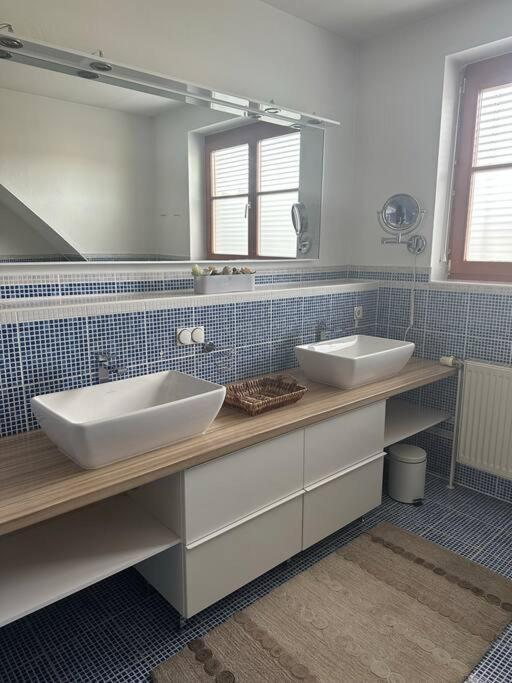 Wagna Freundliche Wohnung Naehe Weinstrasse Fuer 5 Personen מראה חיצוני תמונה